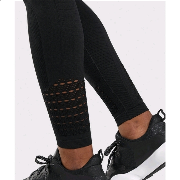 Gymshark Black Energy Seamless Leggings Size Large - Picture 3 of 11